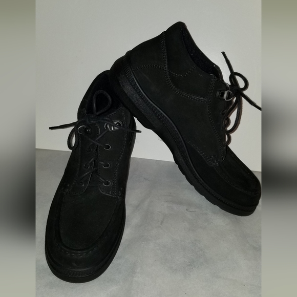 Naturalizer Black Suede Ankle shoe Boots 9.5 - Picture 2 of 8